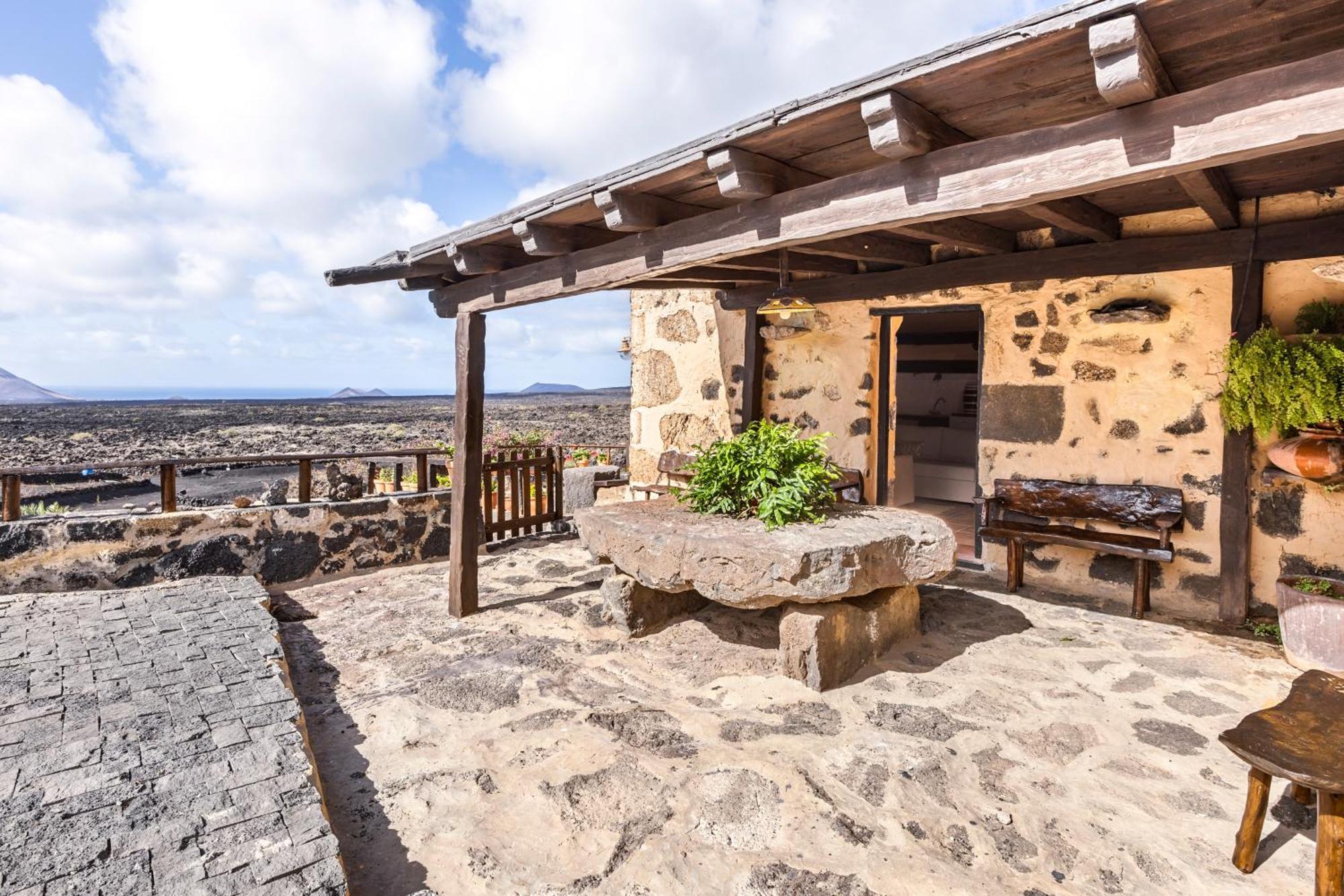 Casa Rural Vega De Timanfaya Uga المظهر الخارجي الصورة