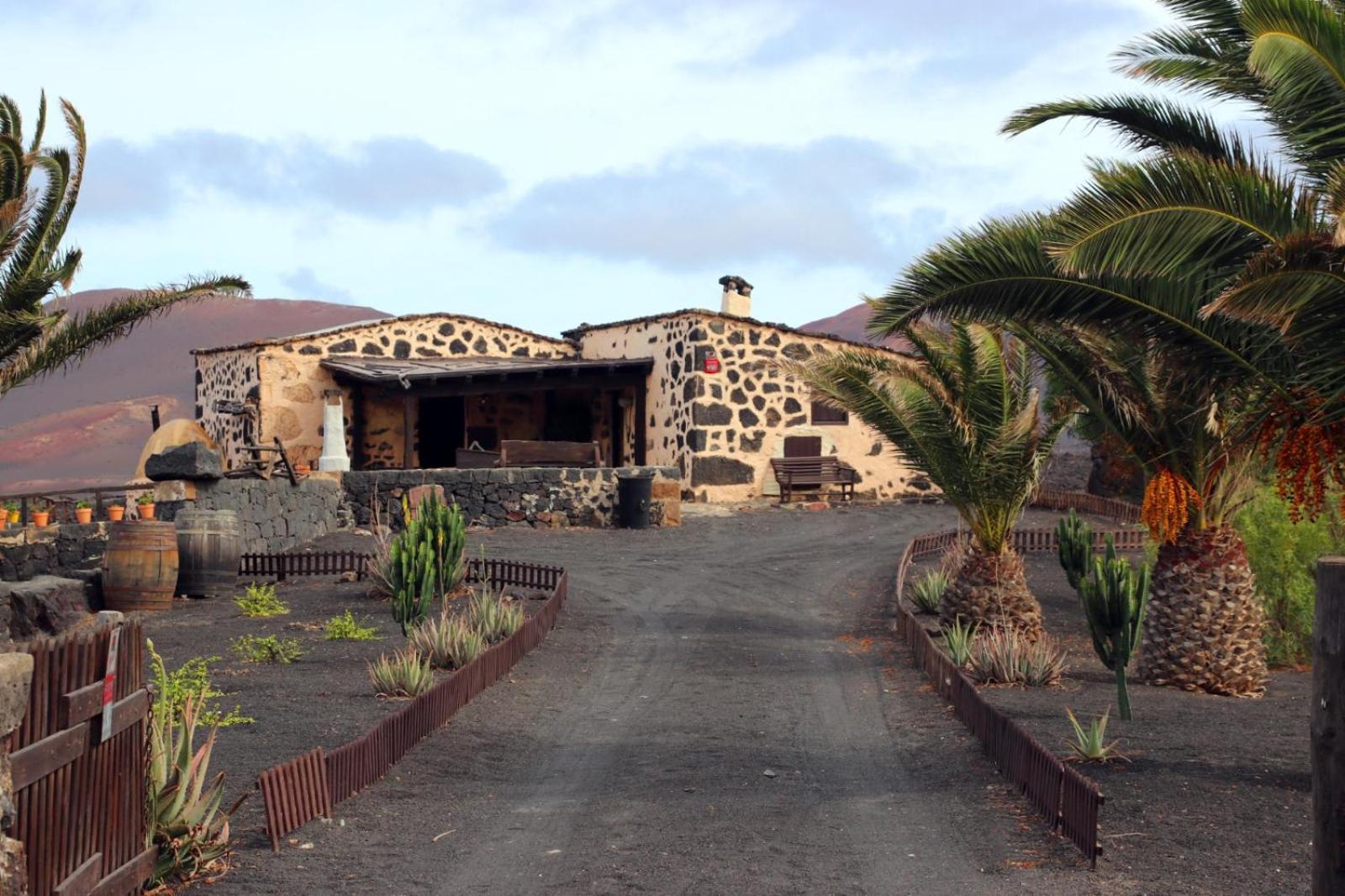 Casa Rural Vega De Timanfaya Uga المظهر الخارجي الصورة